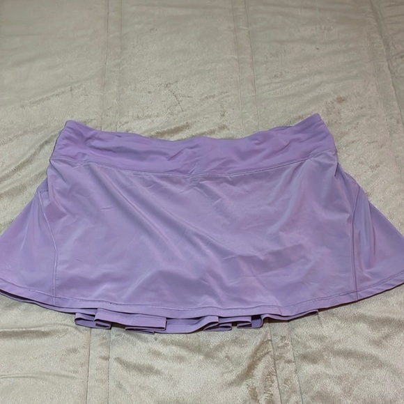 Lululemon skirt - Picture 1 of 4